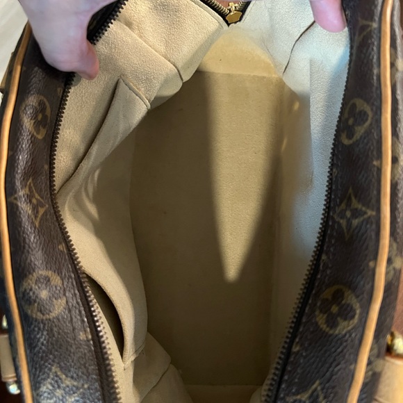 Louis Vuitton Manhattan PM monogram - Picture 13 of 15